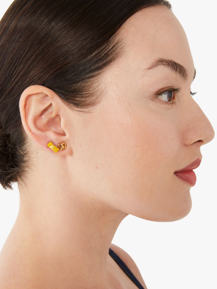 Kate spade 2025 taxi earrings