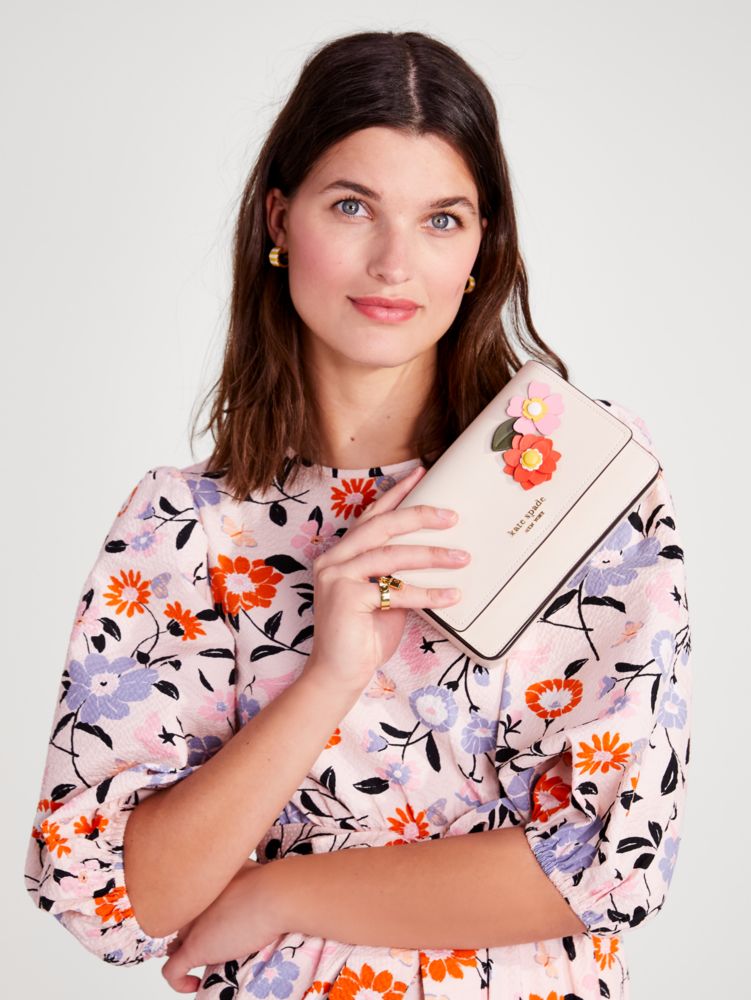 KATE SPADE WILD PETAL EMBROIDERED FLORAL CHAIN WALLET/XBODY W/DUSTBAG NWT  $299