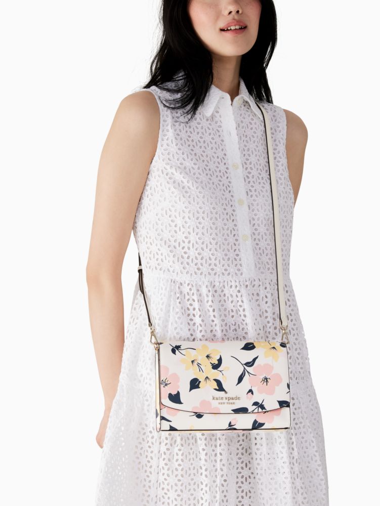 Kate Spade is the Perfect Bag to Carry to Your First Job, by Denise