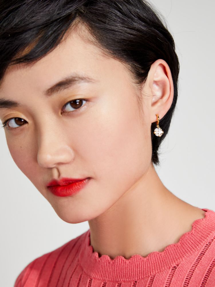Kate Spade,サムシング スパークリー バタフライ ハギー,ピアス & イヤリング,クリア/ゴールド