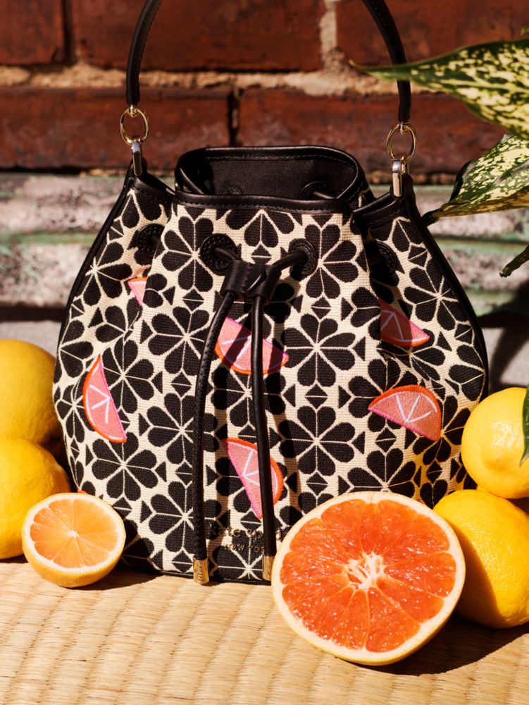 Spade Flower Jacquard Grapefruits Sinch Medium Bucket Bag