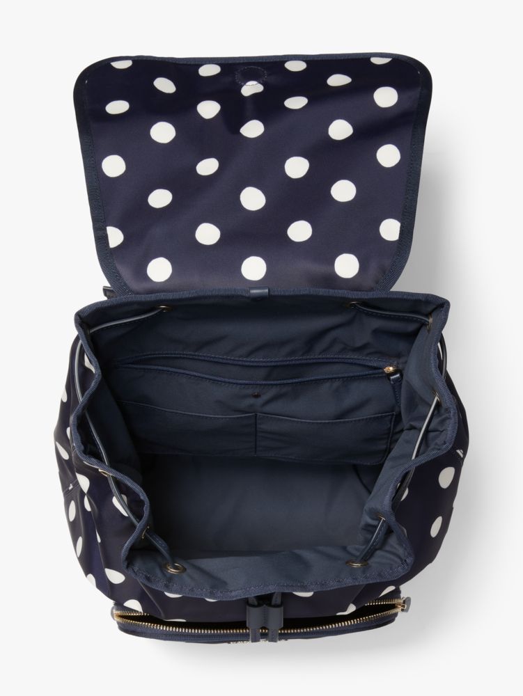 Button spot buckle outlet backpack