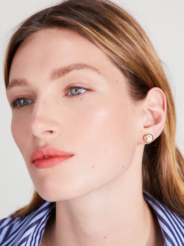 オン ザ ドット スタッズ, , Product