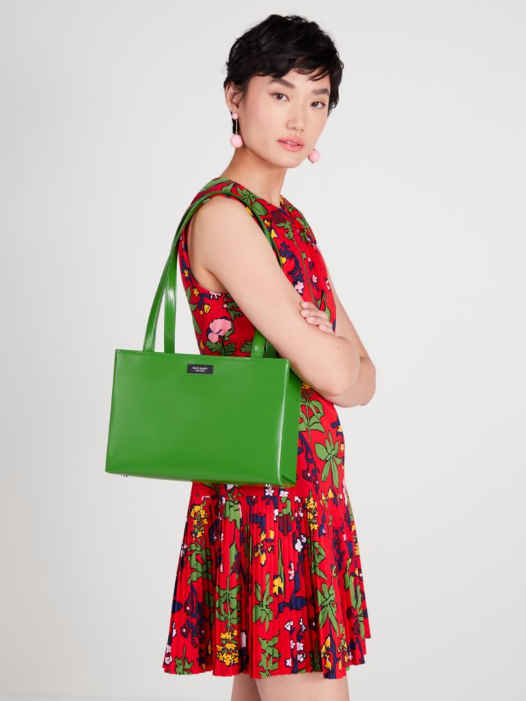 Kate Spade New York Relaunches The Iconic Nylon Sam Handbag For Summer 2021  — SSI Life