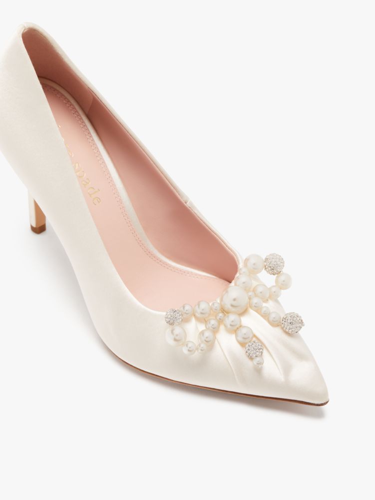 Kate spade 2025 white pumps