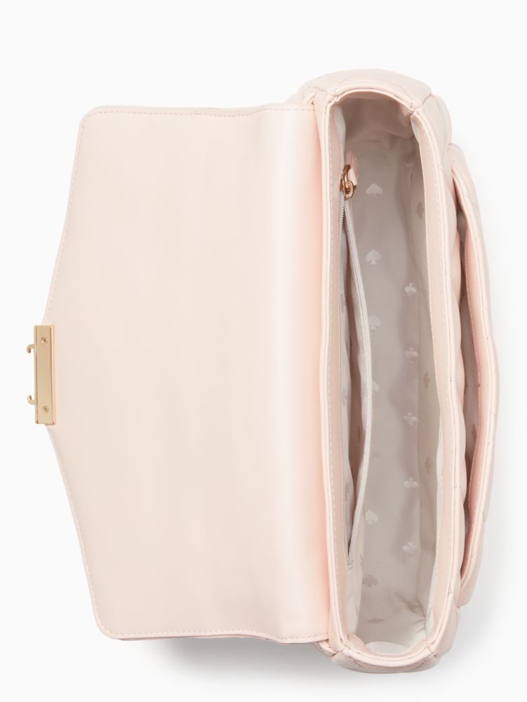 Kate Spade,Carey Medium Flap Shoulder Bag,Leather,Shoulder Bag,Engraved Detail,Logo,Lined,Gold Metal,Day Party,Pink