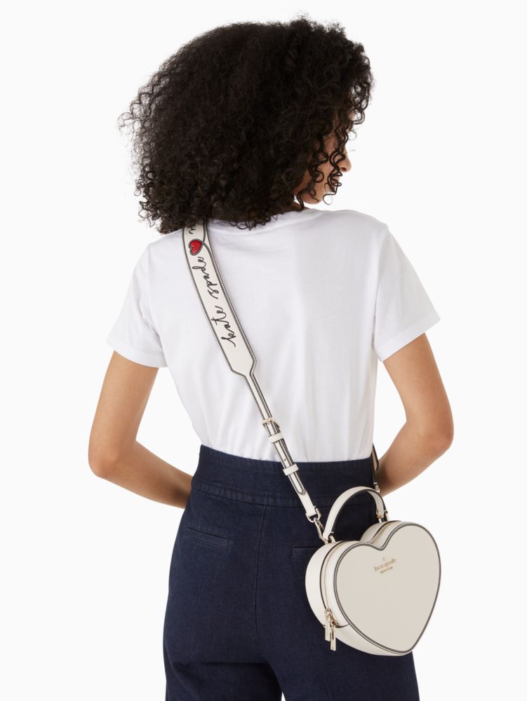 HEART CROSSBODY BAG