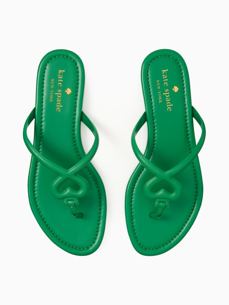 【kate spade】 透け感 が オシャレな Pamela ビーチサンダル ♪ Pamela Sandals | Kate Spade Outlet