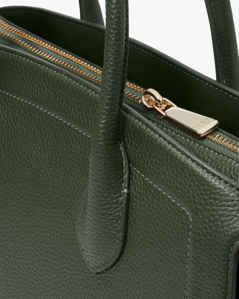 I feel good when my @katespade Knott medium satchel in romaine complem