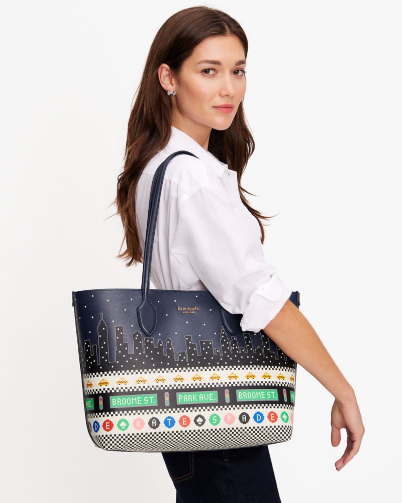 Kate Spade,Bleecker Big Apple Large Tote,Blazer Blue Multi