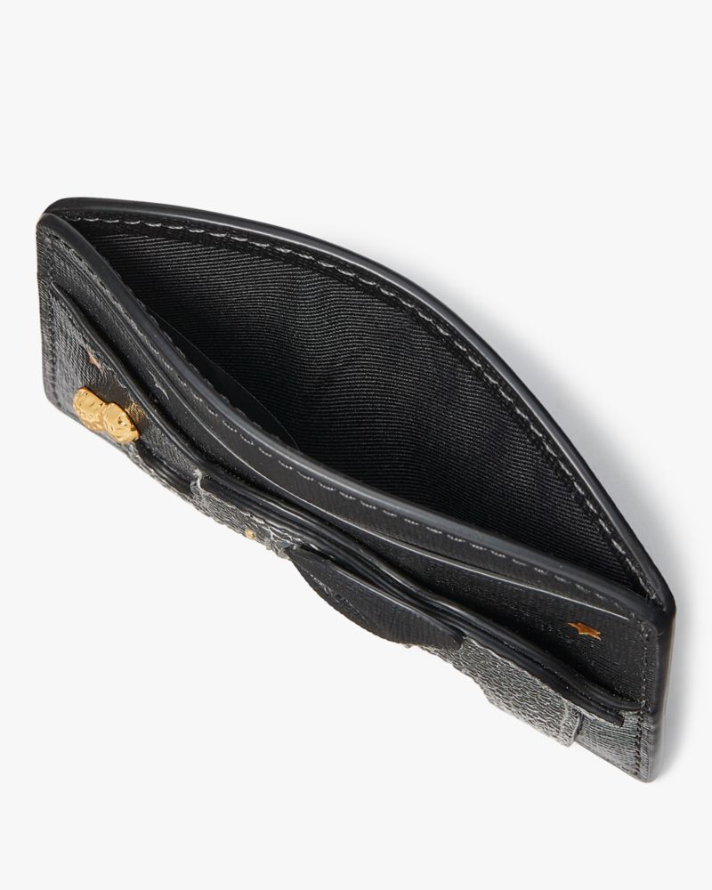 21 Best Wallets For Women: Stylish & Functional (Buying Guide)