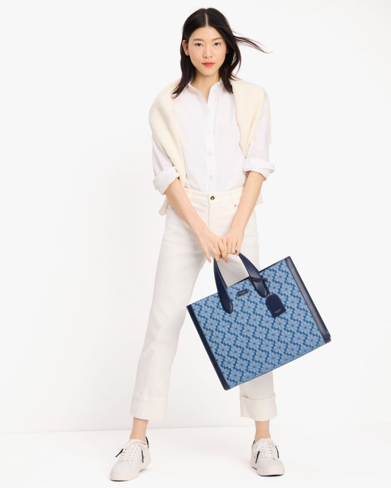 Spade Flower Manhattan Tote Bag aus Jacquard-Denim, groß, , Product