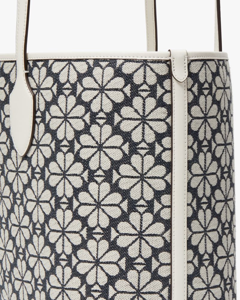 ★送料・関税込★AMOMENTO★FLOWER JACQUARD TOTE★ ☆韓国の人気☆【AMOMENTO】☆FLOWER JACQUARD TOT.E