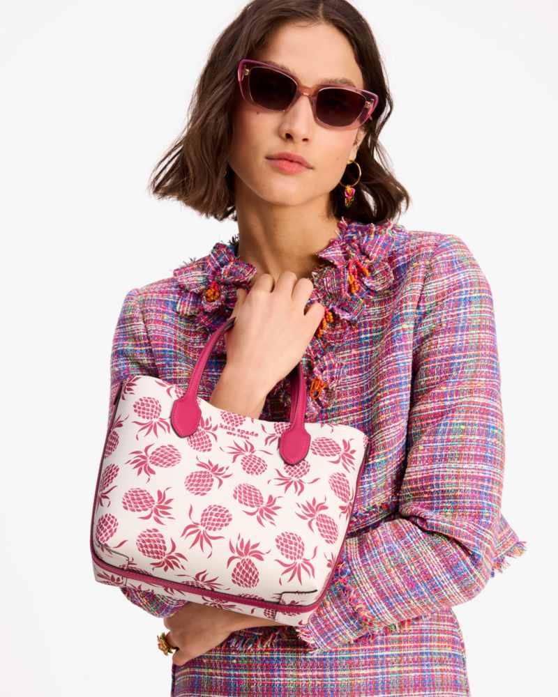 Kate Spade,Bleecker Pineapple Medium Crossbody Tote,Leather,Crossbody,Metal Material,PVC,Logo,Metal,Casual,