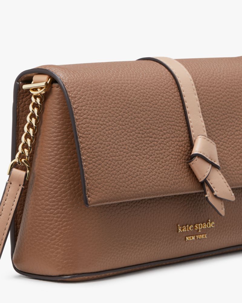 Kate Spade,ノット フラップ チェーン クロスボディ,クロスボディ / 斜めがけ,ウォームエイコーン