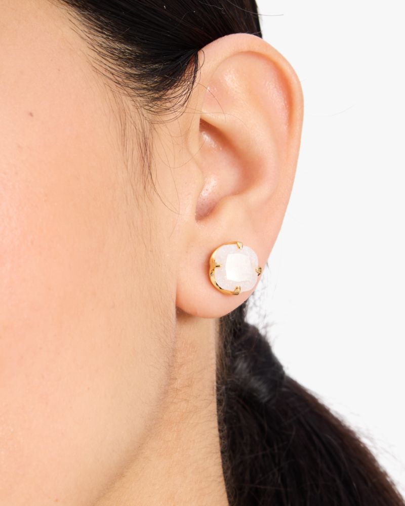 Kate Spade,Pop Of Joy 10mm Spade Flower Studs,Studs,Stones,Titanium,Day Party,Clear