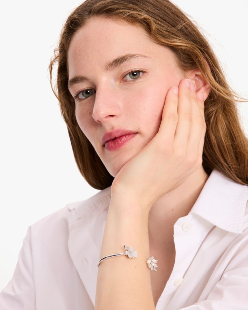 Kate Spade,Precious Pansy Flex Cuff,Mother of Pearl,Floral Embellishment,Silver Metal,Day Party,Multi Color
