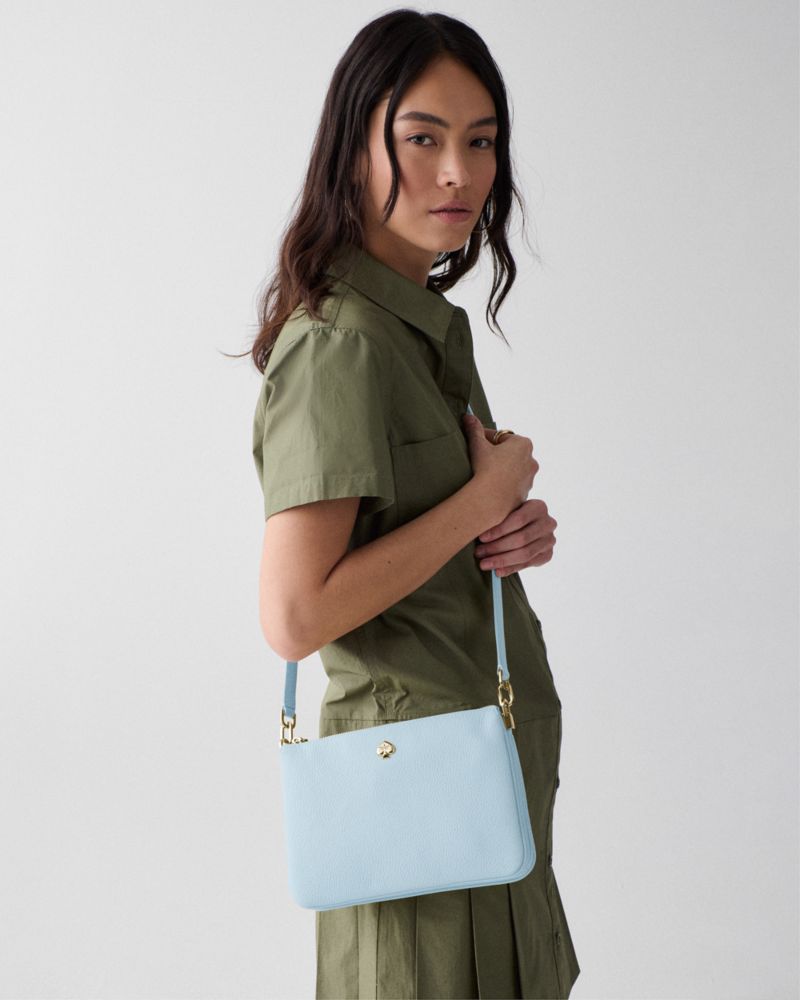 Kate Spade,Kayla Small Triple Compartment Crossbody,Calfskin Leather,Crossbody,Logo,Metal,Gold Metal,Casual,