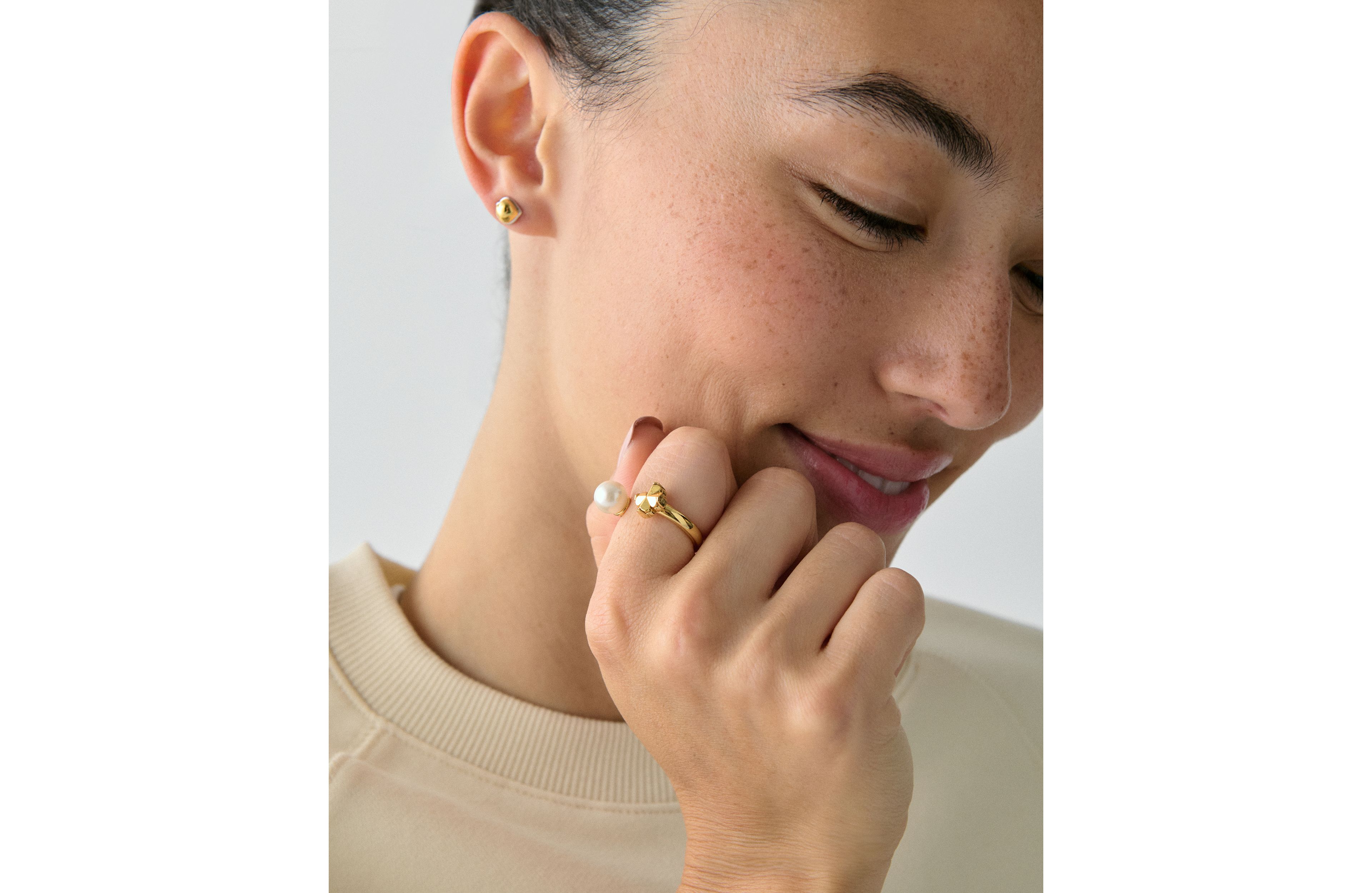 Spade Flower Pearl Ring