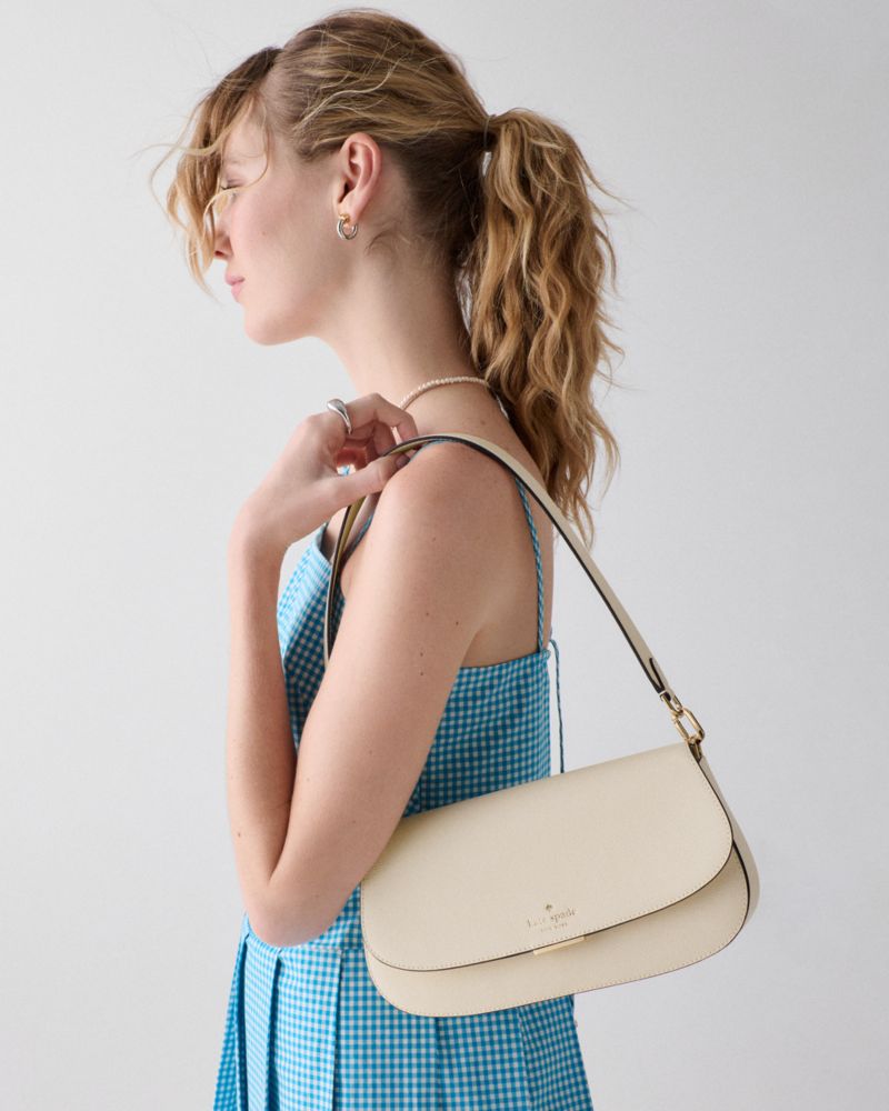 Kate Spade,Quinn Shoulder Bag,Leather,Saddle Bag,Chain Detail,Logo,Gold Metal,Casual,Cream