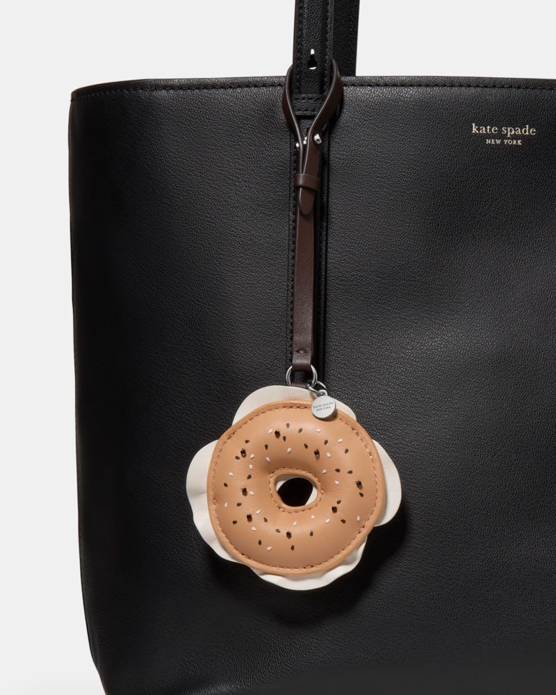 Kate Spade,Charmed Nyc Bagel Charm,