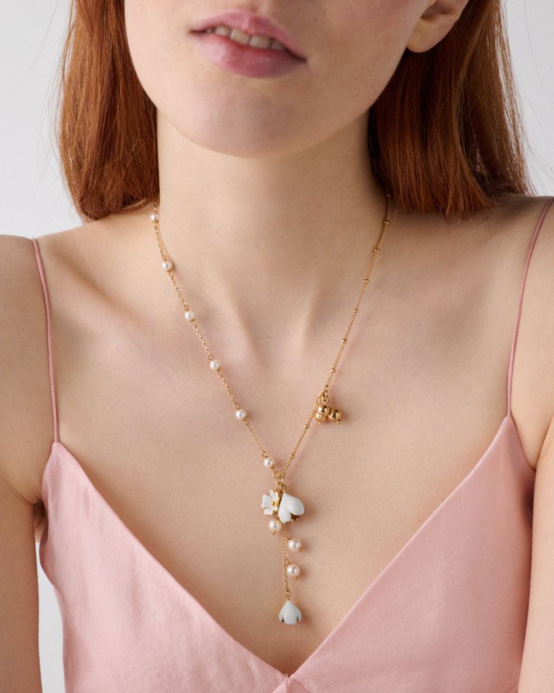 Kate Spade,Golden Bloom Y Necklace,Lariat,Glass,Enamel,Floral Embellishment,Gold Metal,Day Party,White