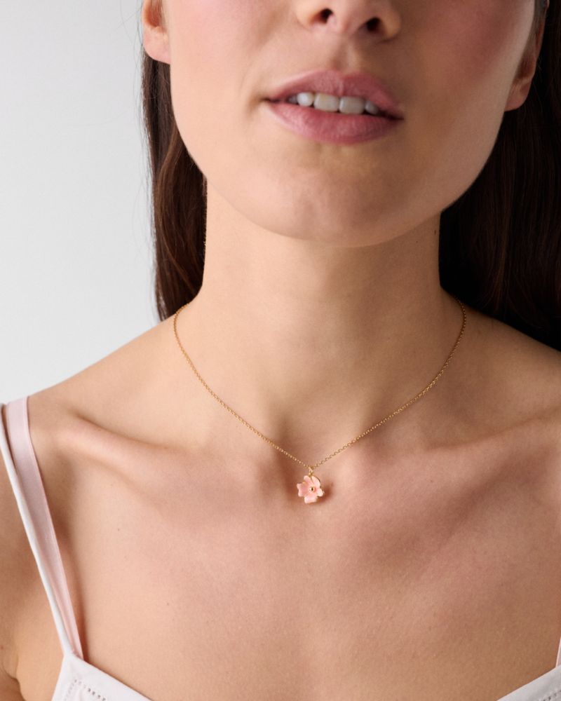 Kate Spade,Golden Bloom Flower Pendant,