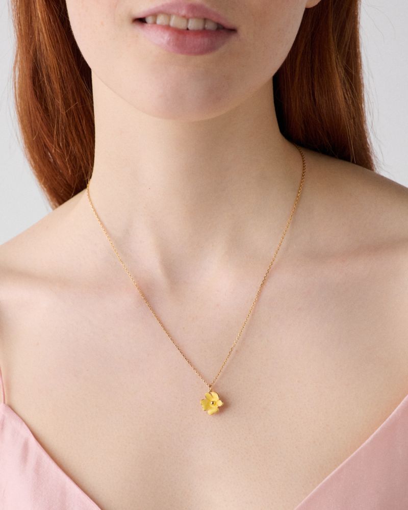 Kate Spade,Golden Bloom Flower Pendant,