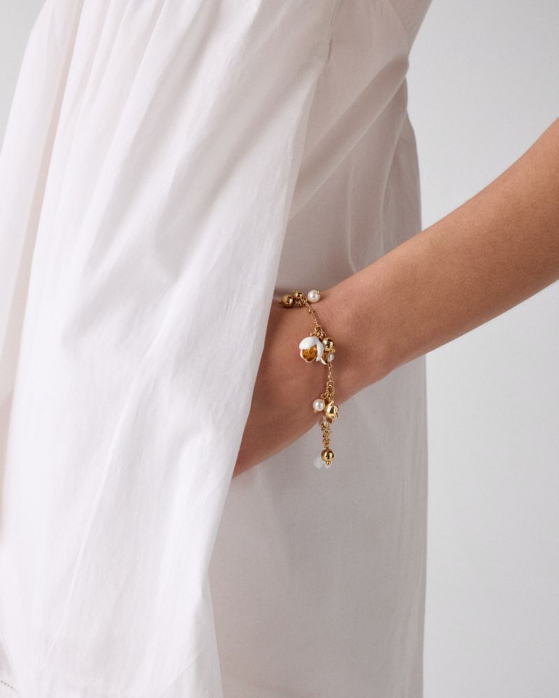 Kate Spade,Golden Bloom Bracelet,Enamel,Glass,Floral Embellishment,Bead Embellishment,Gold Metal,Day Party,White,Gold