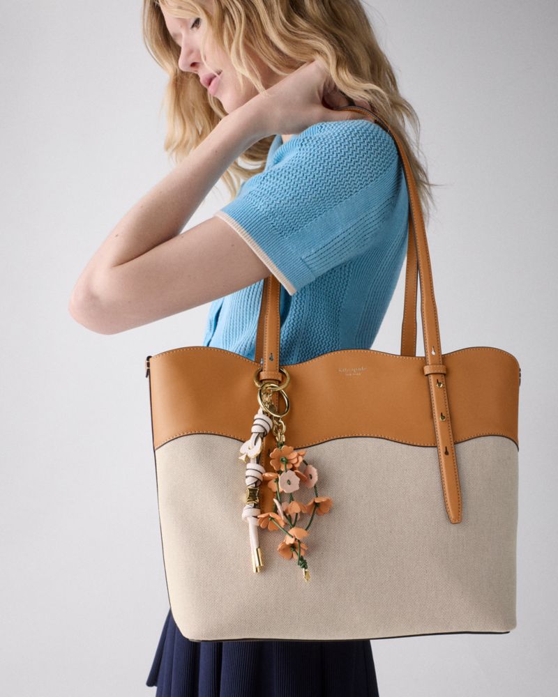 Kate Spade,Charmed Flower Bag Charm,