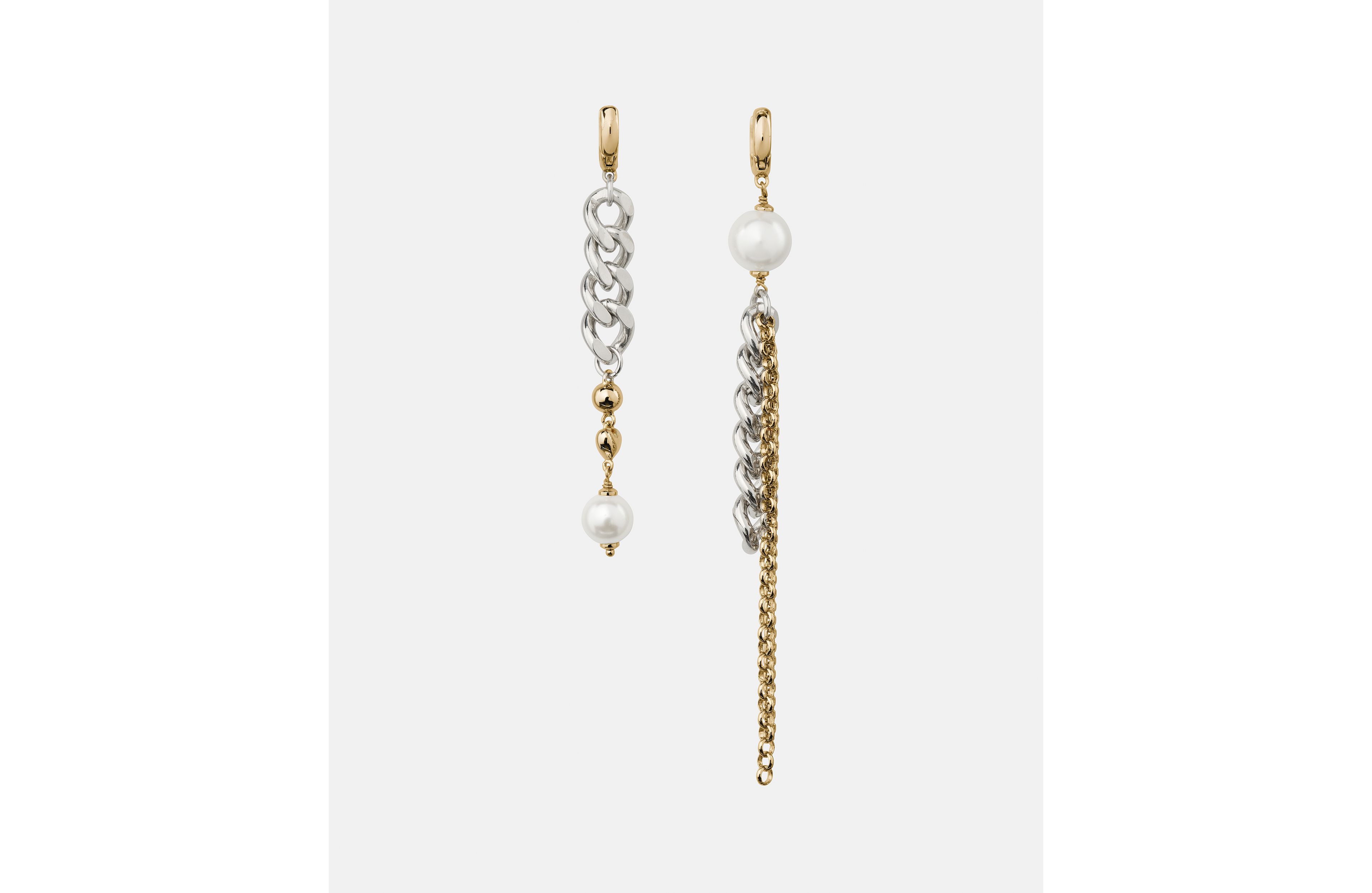 Chain Reaction Asymmetrical Chain Earrings