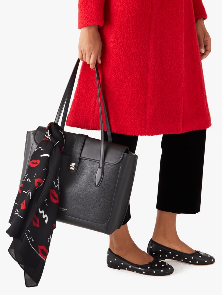 Kate Spade,Graffiti Lips Oblong Scarf,