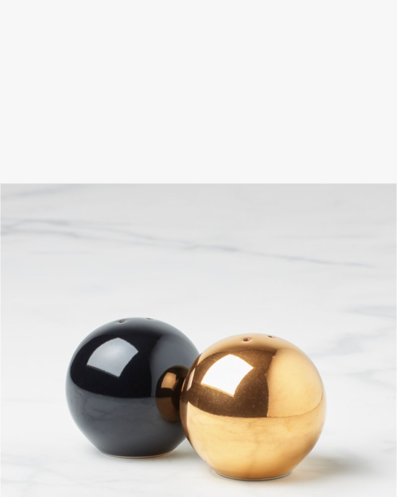 Kate Spade,On The Dot Salt & Pepper Set,