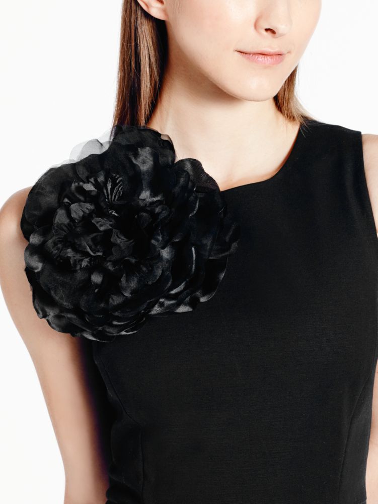 Buenos Aires Flower Pin, , Product