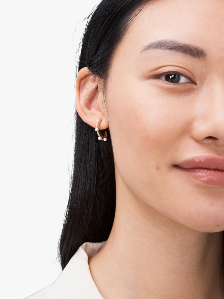 Slender Scallops Pearl Mini Hoops, , Product