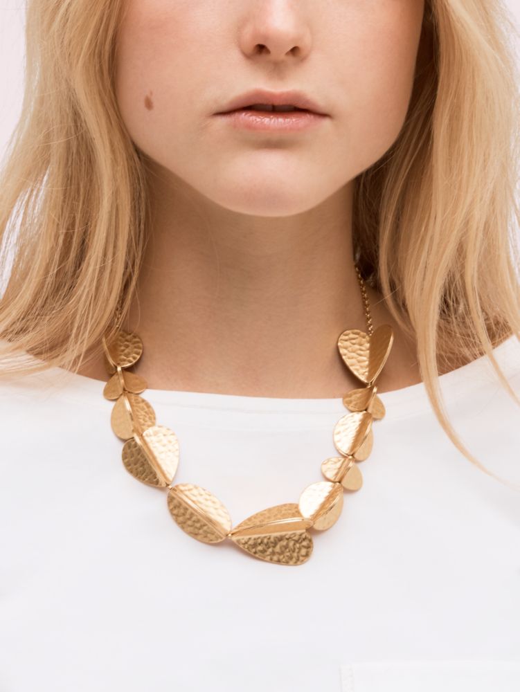 Kate Spade,Metal Petal Necklace,