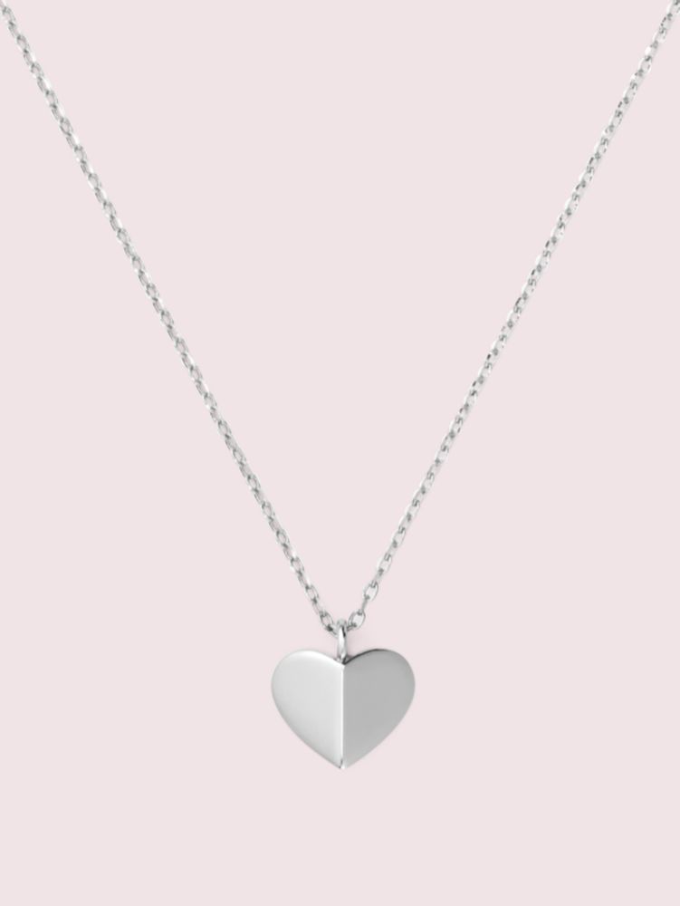 Kate Spade,Heritage Spade Heart Mini Pendant,
