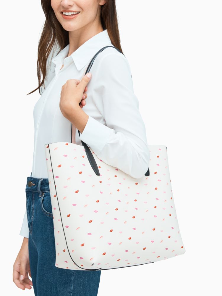 Kate Spade,disney x kate spade new york minnie mouse large tote,tote bags,